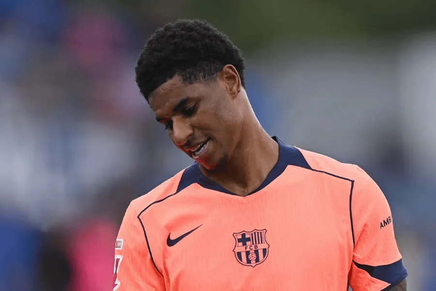 星空体育app官方下载-曼晚：拉什福德为留巴萨愿再度降薪，后者仍在压价买断费